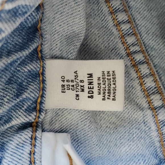 H&M Blue Denim Jeans Skirt Buttons sz 8 - Picture 2 of 9